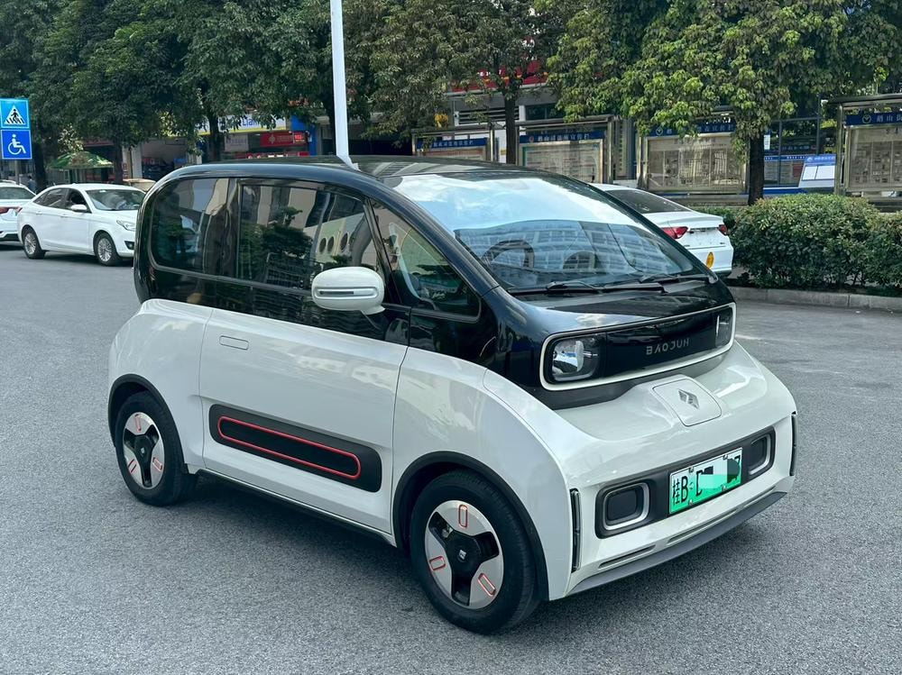 Baojun KiWi EV 2021 — фото автомобиля