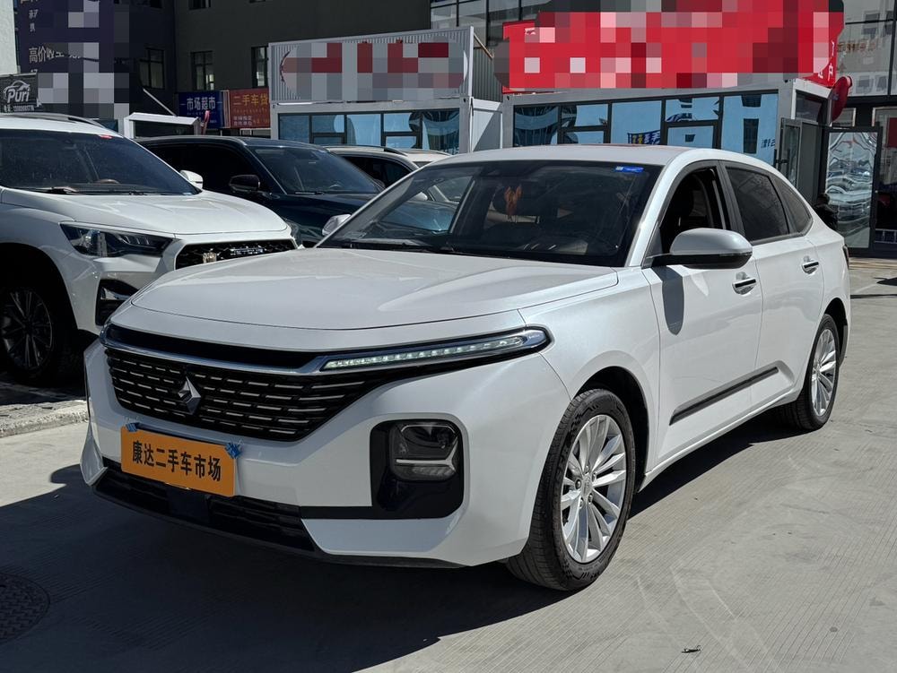 Baojun RC-5 2020 — фото автомобиля 1