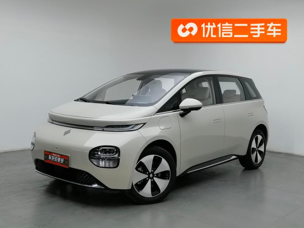 Baojun Yunduo 2023 — фото автомобиля