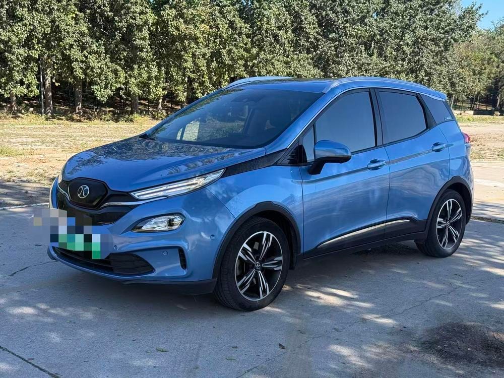 Beijing EX3 2019 — фото автомобиля