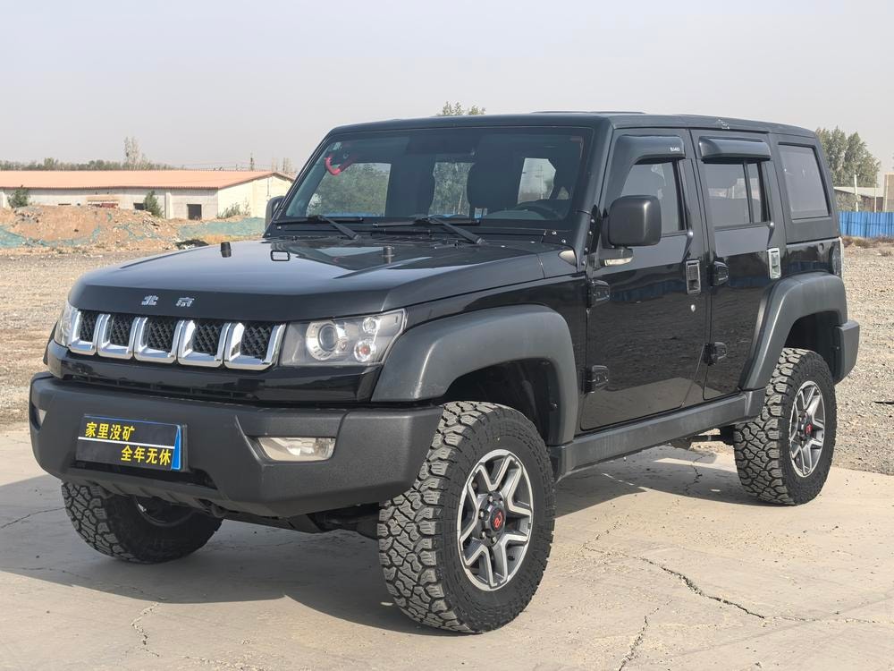 Beijing Off-Road BJ40 2016 — фото автомобиля 1