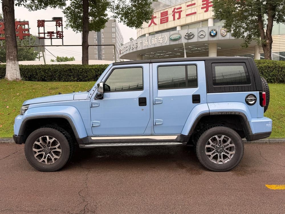 Beijing Off-Road BJ40 2023 — фото автомобиля 1