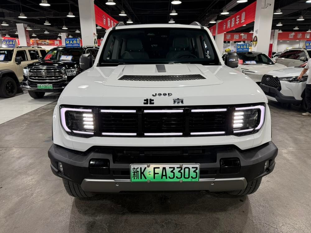 Beijing Off-Road BJ40 EREV 2025 — фото автомобиля