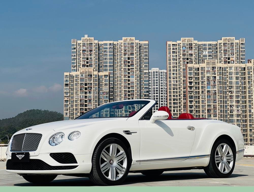 Bentley Continental 2018 — фото автомобиля 1