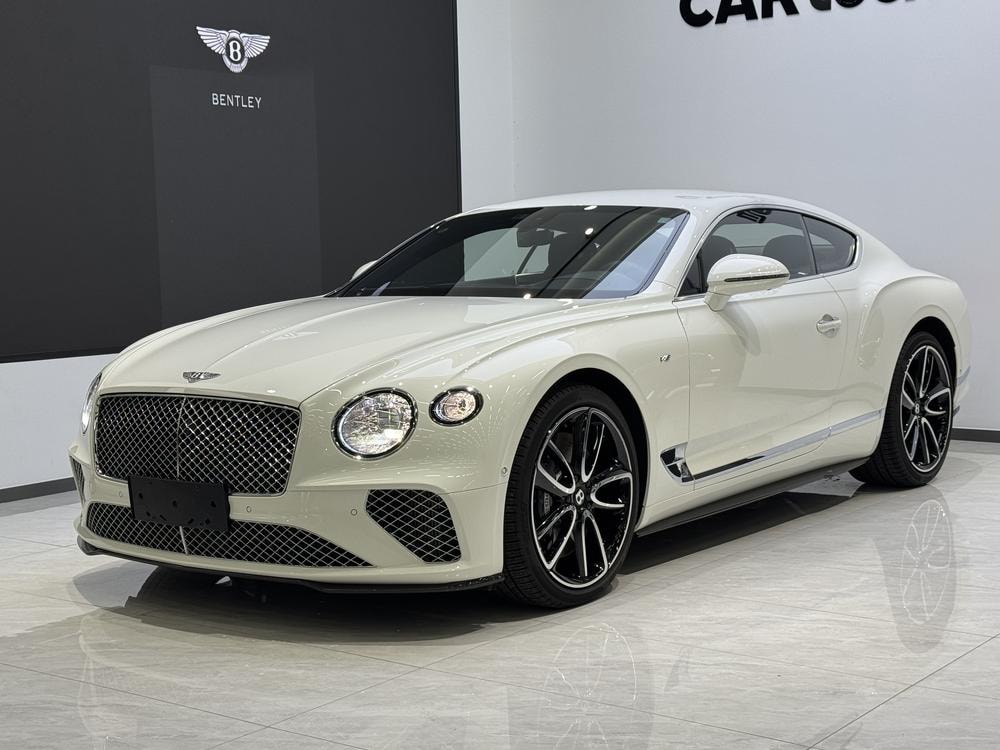 Bentley Continental 2022 — фото автомобиля