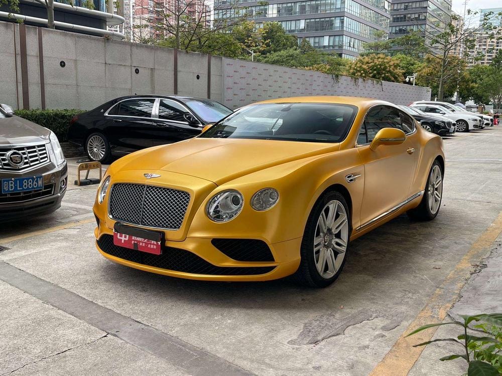 Bentley Continental 2017 — фото автомобиля