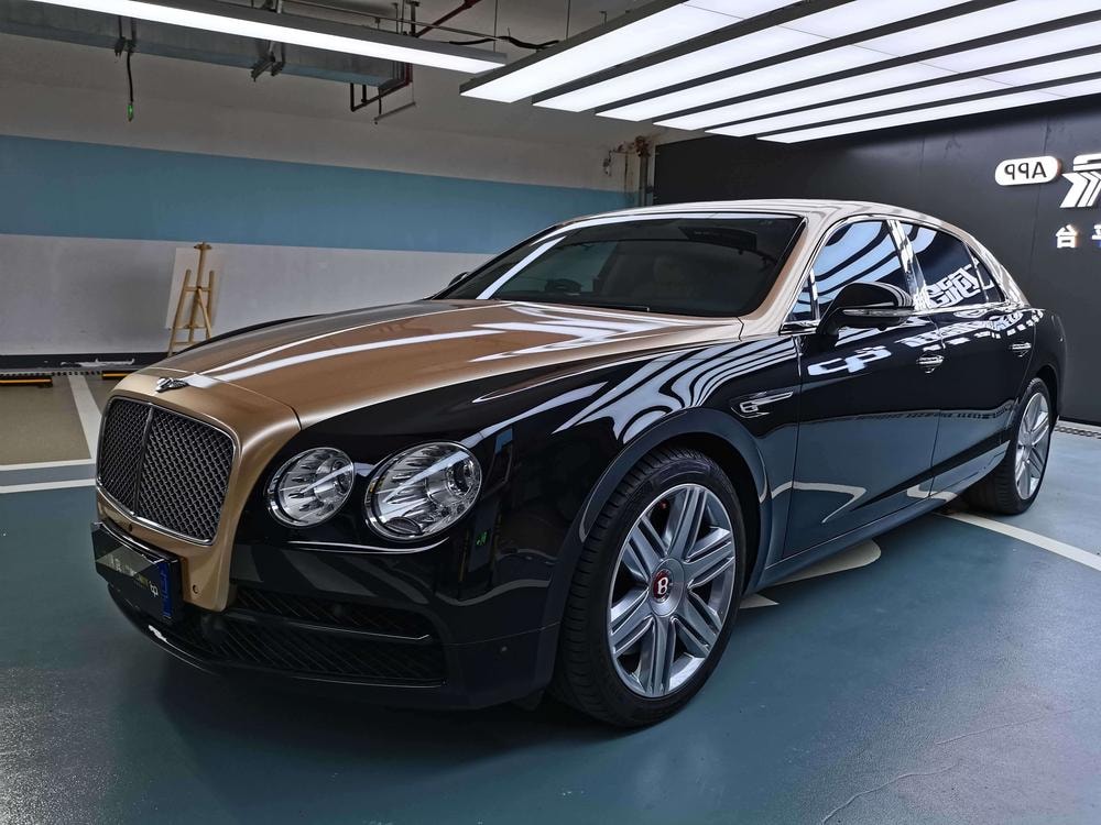 Bentley Flying Spur 2016 — фото автомобиля