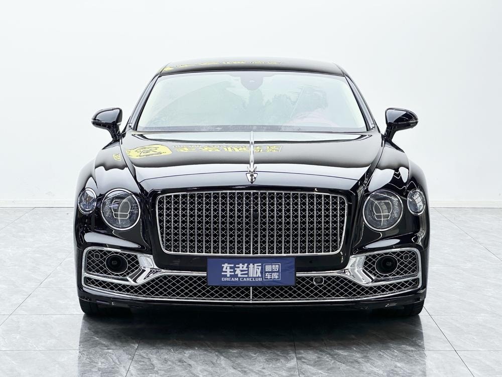 Bentley Flying Spur 2024 — фото автомобиля