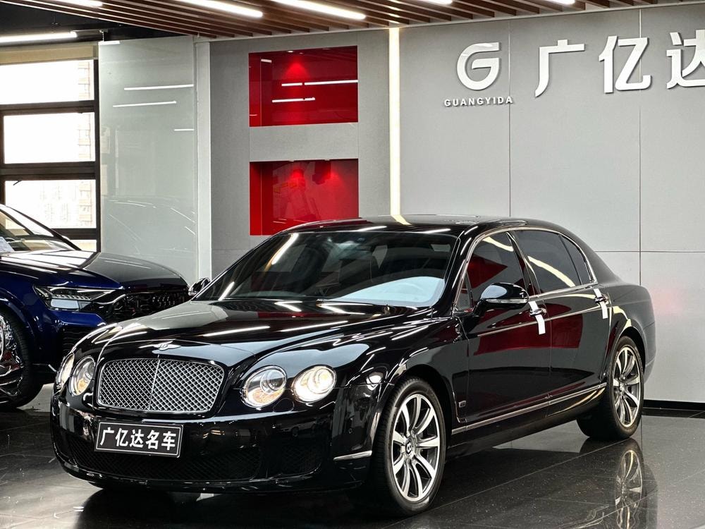 Bentley Flying Spur 2012 — фото автомобиля