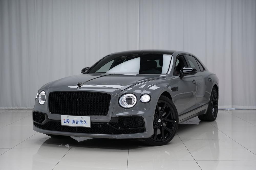 Bentley Flying Spur 2023 — фото автомобиля 1