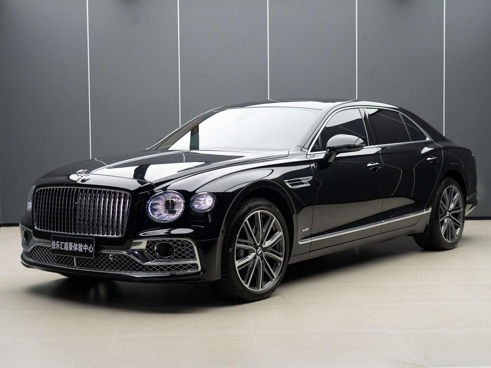 Bentley Flying Spur 2022 — фото автомобиля 1