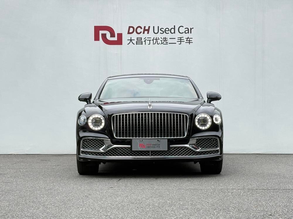 Bentley Flying Spur PHEV 2022 — фото автомобиля 1