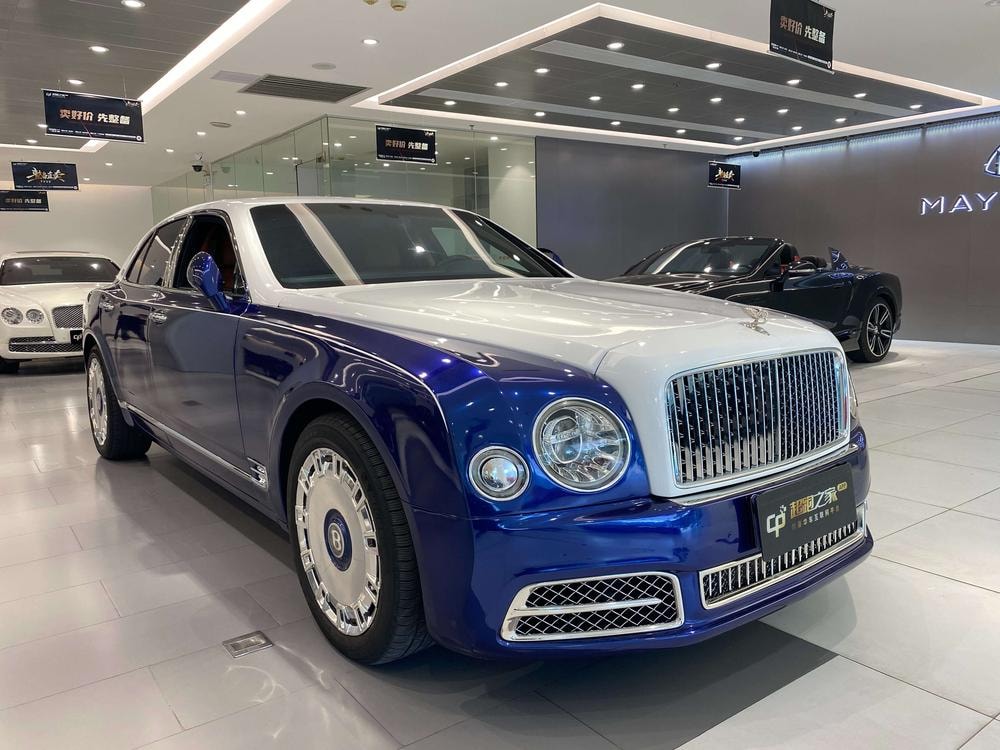 Bentley Mulsanne 2011 — фото автомобиля