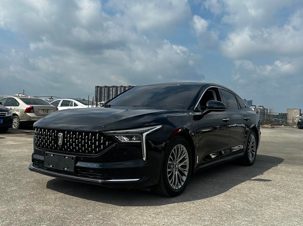 Besturn Bestune B70 2023 — фото автомобиля 1
