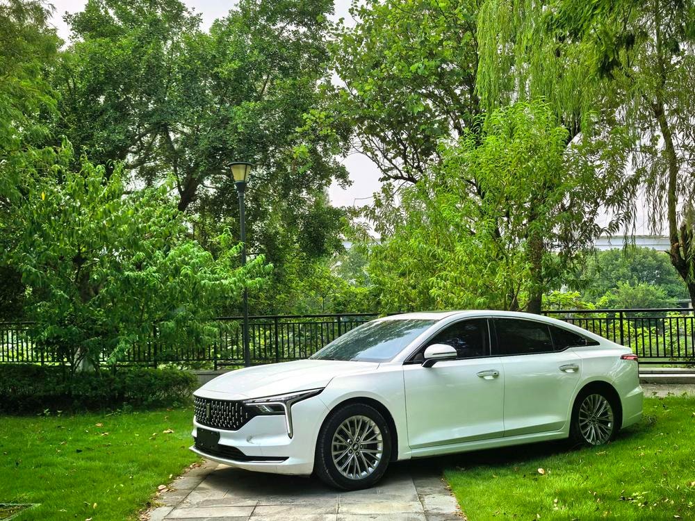 Besturn Bestune B70 2022 — фото автомобиля