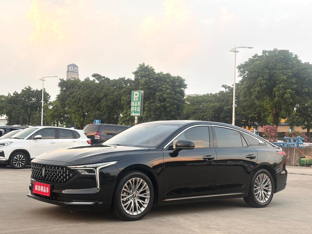 Besturn Bestune B70 2025 — фото автомобиля