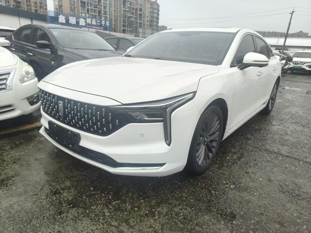 Besturn Bestune B70 2023 — фото автомобиля 1