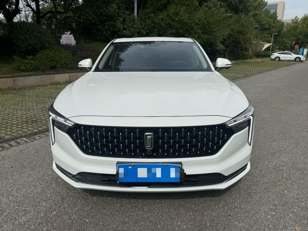 Besturn Bestune B70 2023 — фото автомобиля