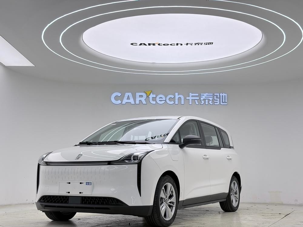 Besturn Bestune NAT 2023 — фото автомобиля 1