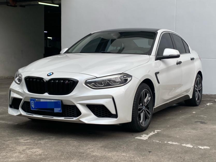 BMW 1-Series 2019 — фото автомобиля