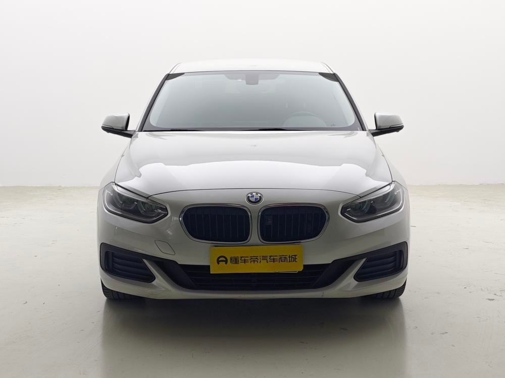 BMW 1-Series 2020 — фото автомобиля