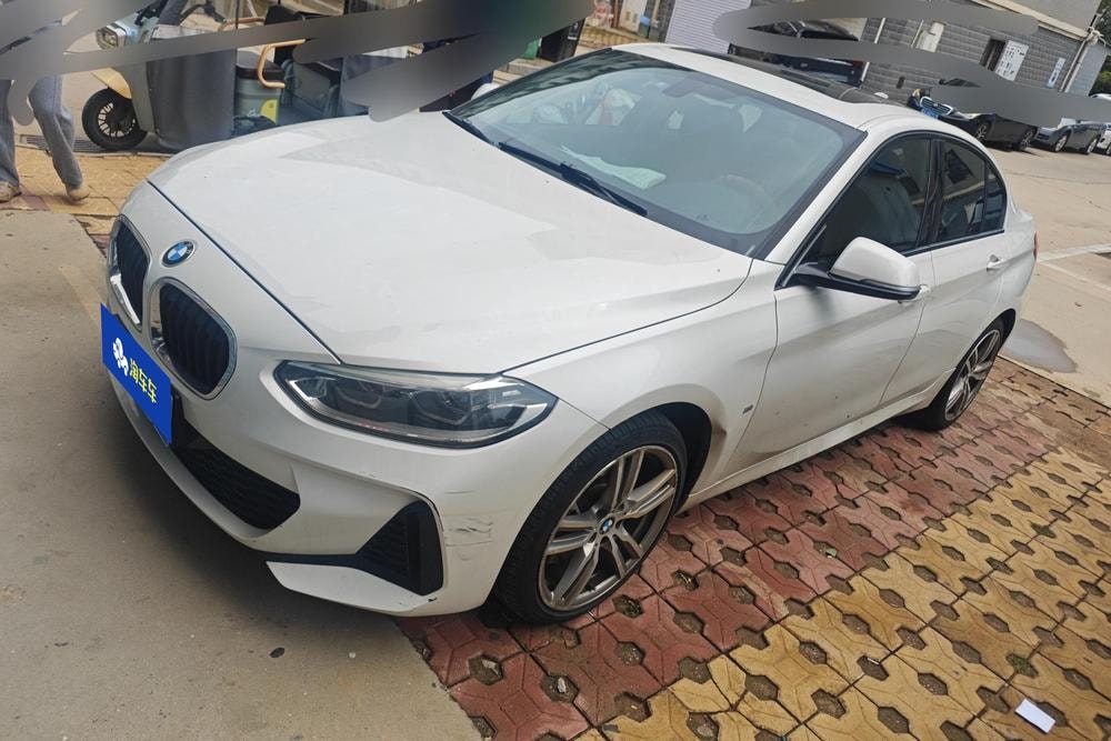 BMW 1-Series 2019 — фото автомобиля 1