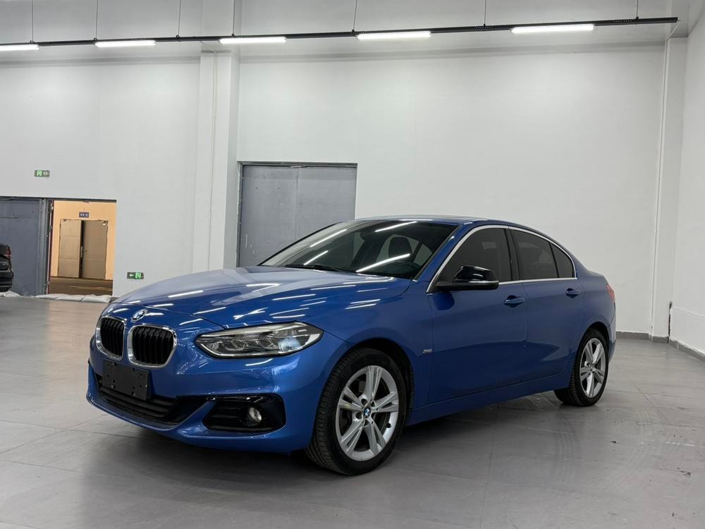 BMW 1-Series 2017 — фото автомобиля 1