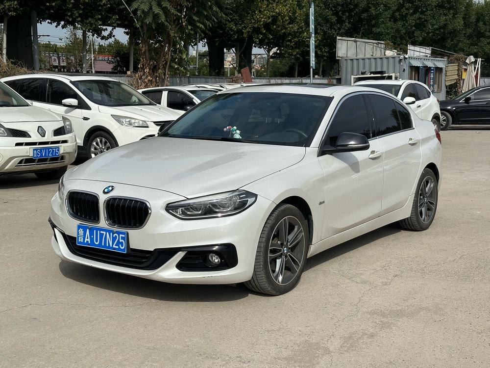BMW 1-Series 2017 — фото автомобиля 1