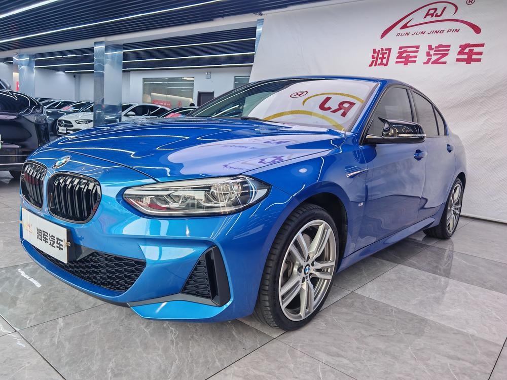 BMW 1-Series 2020 — фото автомобиля 1