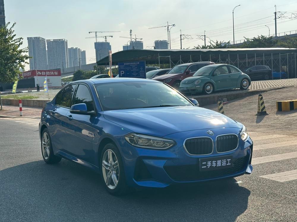 BMW 1-Series 2019 — фото автомобиля