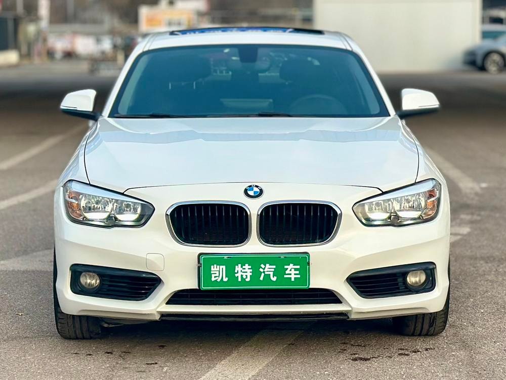 BMW 1-Series (Import) 2016 — фото автомобиля 1