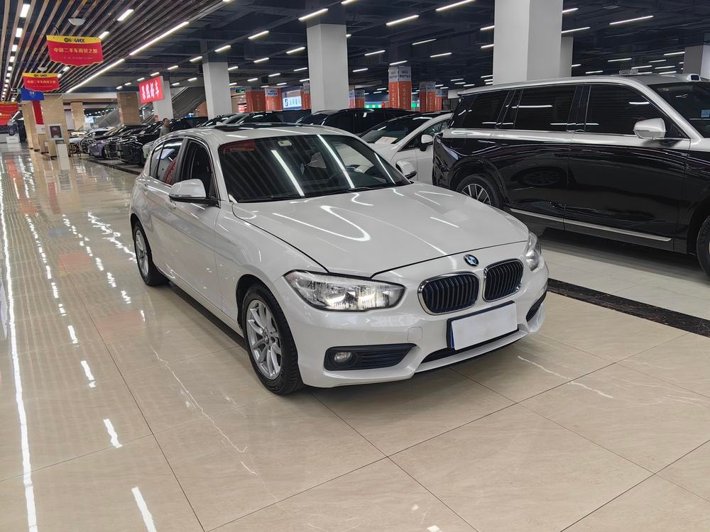 BMW 1-Series (Import) 2018 — фото автомобиля