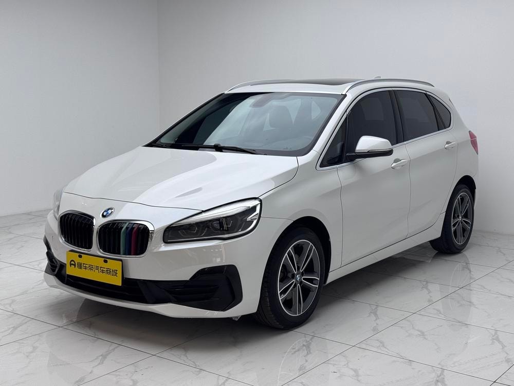 BMW 2-Series Active Tourer 2019 — фото автомобиля