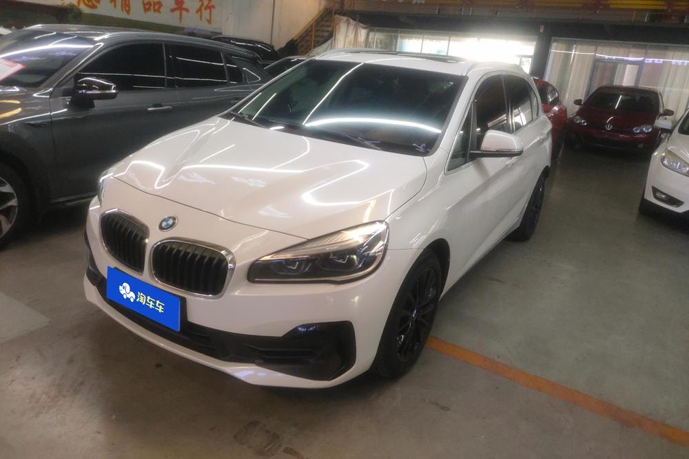 BMW 2-Series Active Tourer 2018 — фото автомобиля