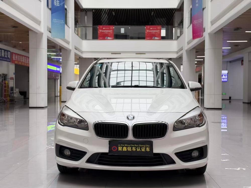 BMW 2-Series Active Tourer 2016 — фото автомобиля