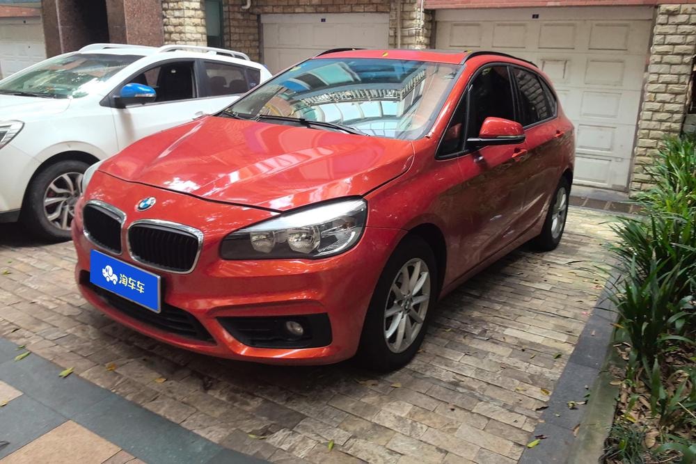 BMW 2-Series Active Tourer 2016 — фото автомобиля