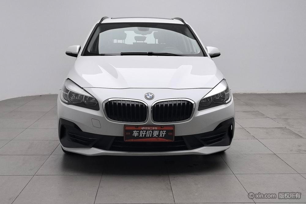 BMW 2-Series Active Tourer 2018 — фото автомобиля