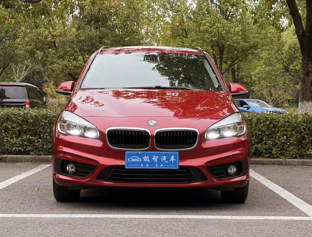 BMW 2-Series Gran Tourer 2015 — фото автомобиля