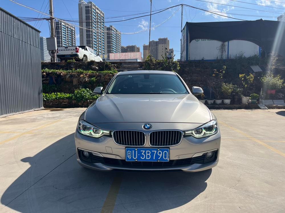 BMW 3-Series 2018 — фото автомобиля 1