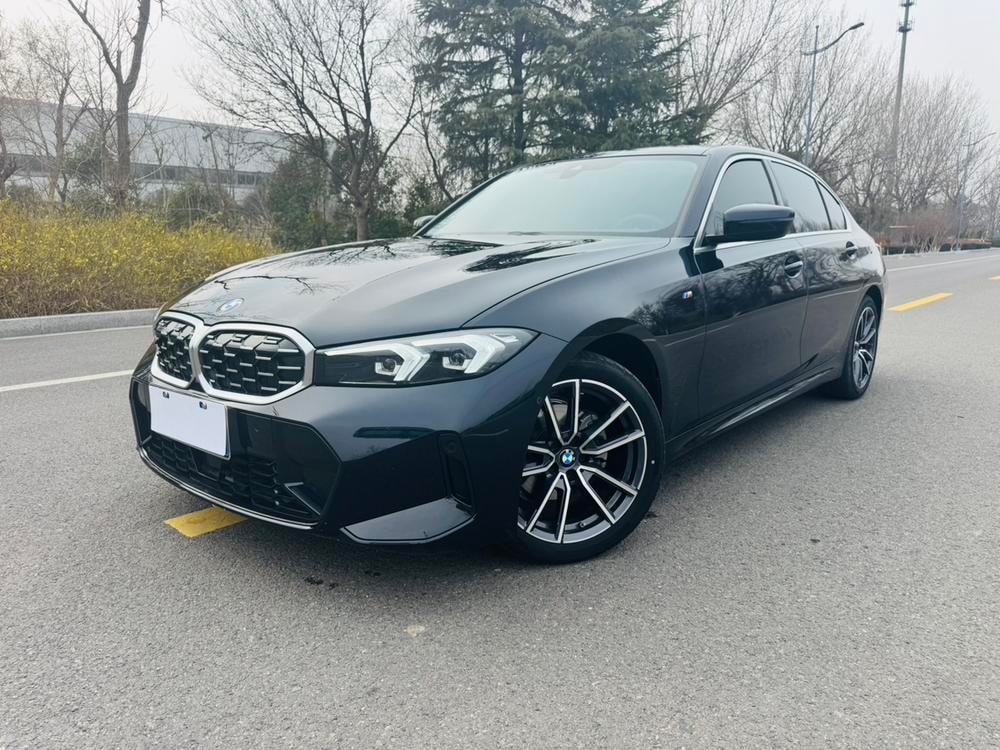 BMW 3-Series 2025 — фото автомобиля