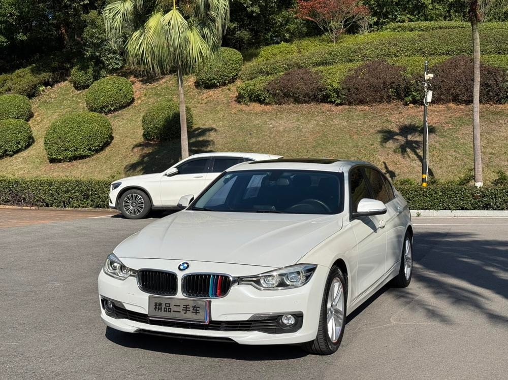 BMW 3-Series 2017 — фото автомобиля 1