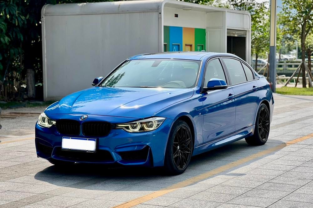 BMW 3-Series 2017 — фото автомобиля 1
