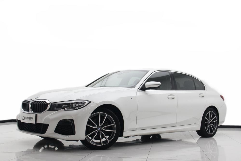 BMW 3-Series 2021 — фото автомобиля 1