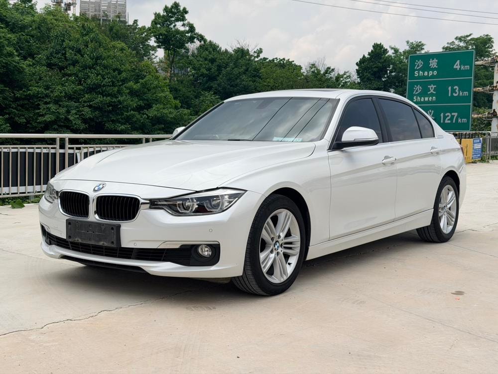 BMW 3-Series 2017 — фото автомобиля 1
