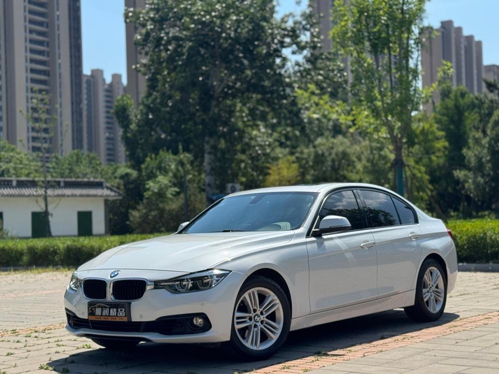 BMW 3-Series 2017 — фото автомобиля 1