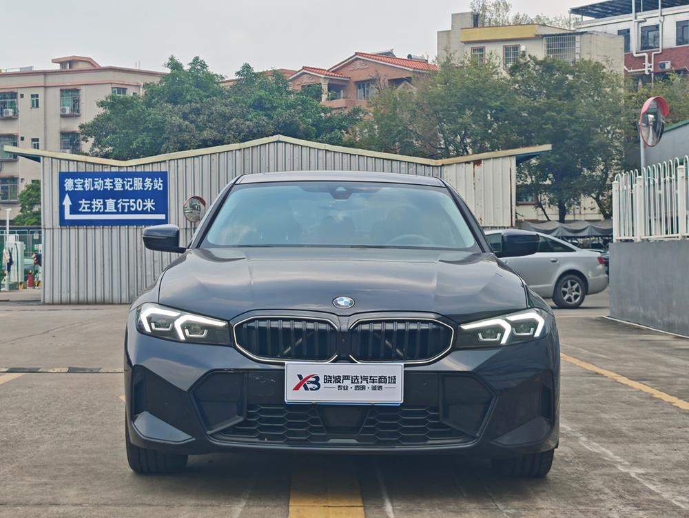 BMW 3-Series 2025 — фото автомобиля
