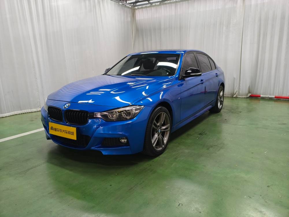 BMW 3-Series 2018 — фото автомобиля