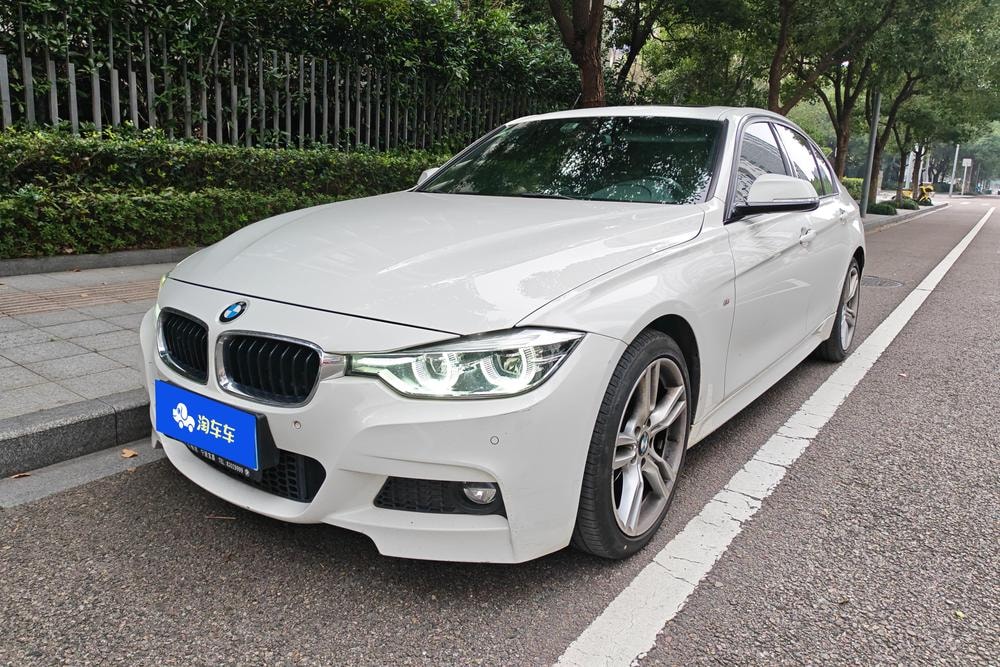 BMW 3-Series 2019 — фото автомобиля