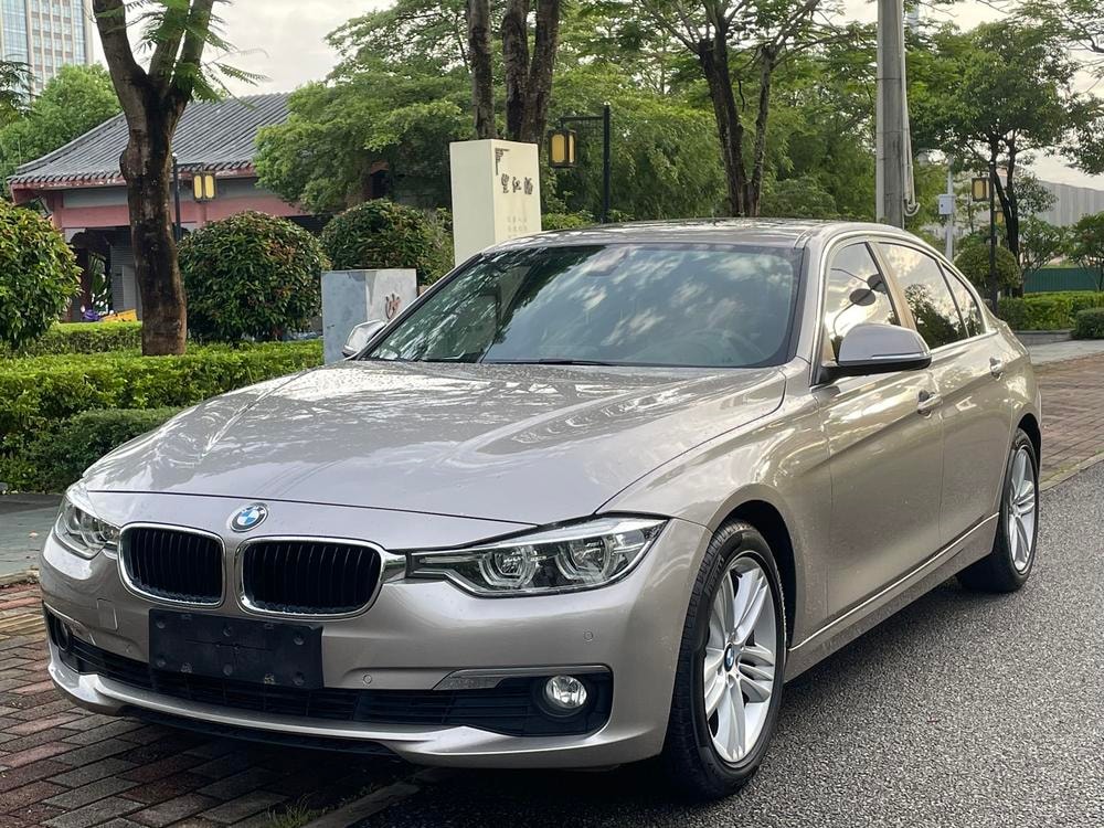 BMW 3-Series 2017 — фото автомобиля