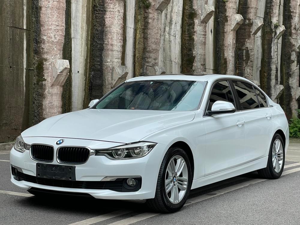 BMW 3-Series 2016 — фото автомобиля